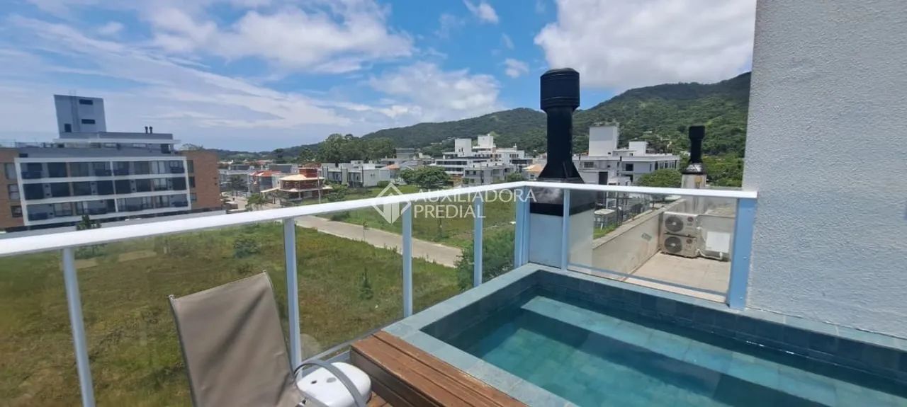 Apartamento 2 dormitórios com suíte a venda no Ribeirão da Ilha, Florianóplolis SC.
