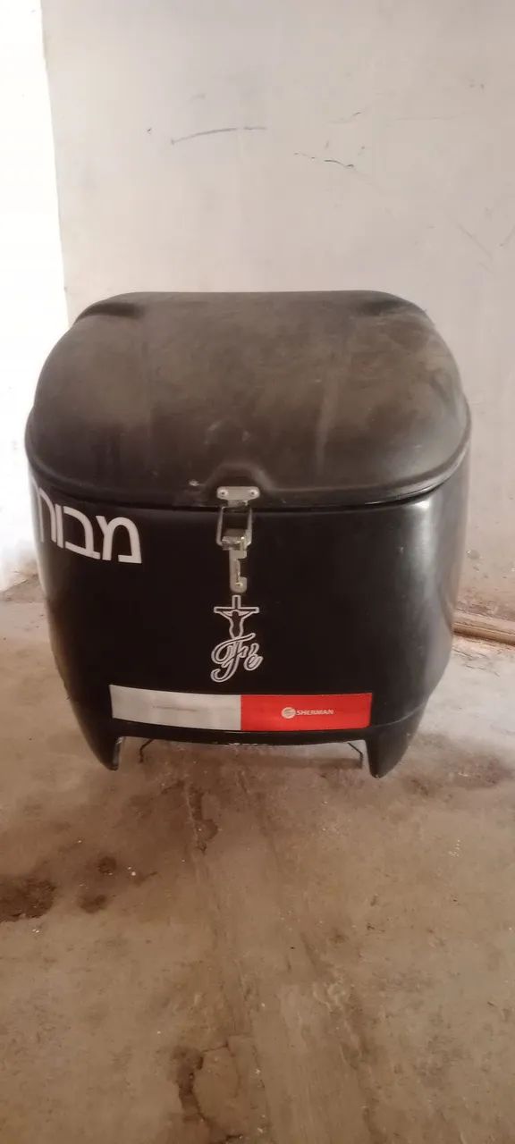 Baú de moto 