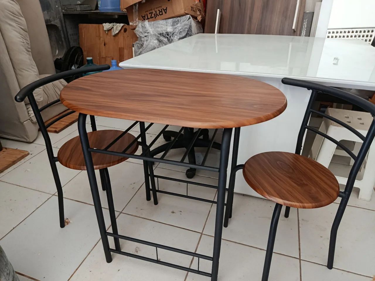 Mesa com duas cadeiras 80x50 - Foto 2