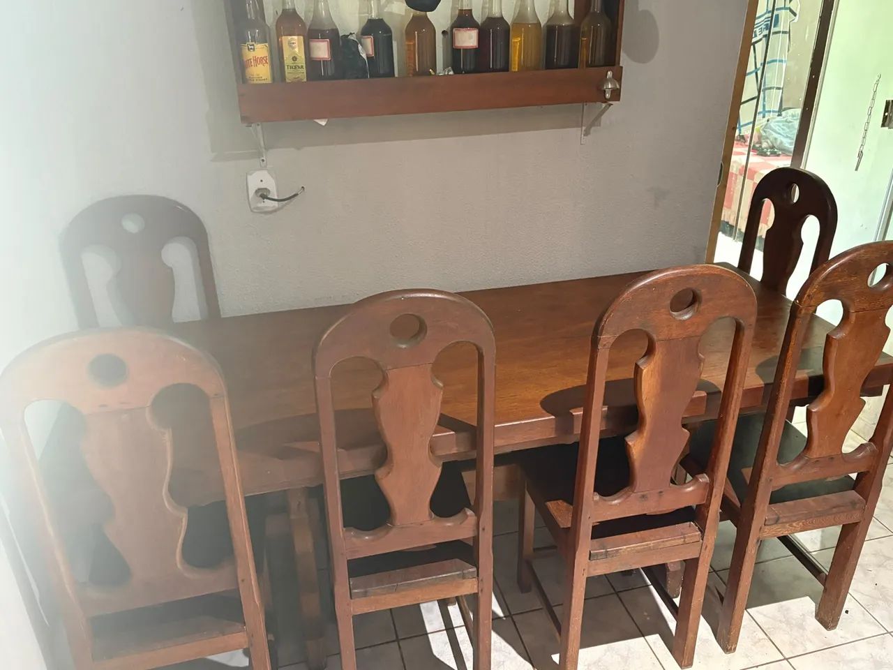Mesa de Madeira + 6 Cadeiras - Foto 4