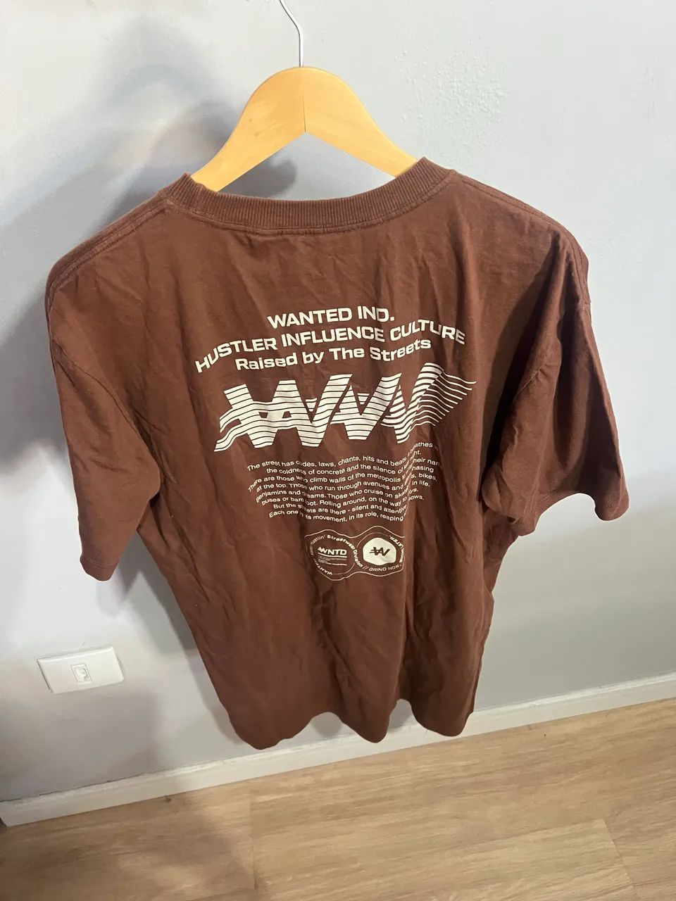 Camiseta wanted