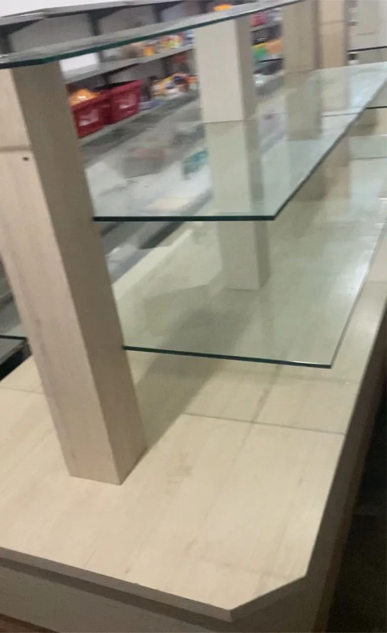 Móvel projetado em vidro temperado  - Foto 3