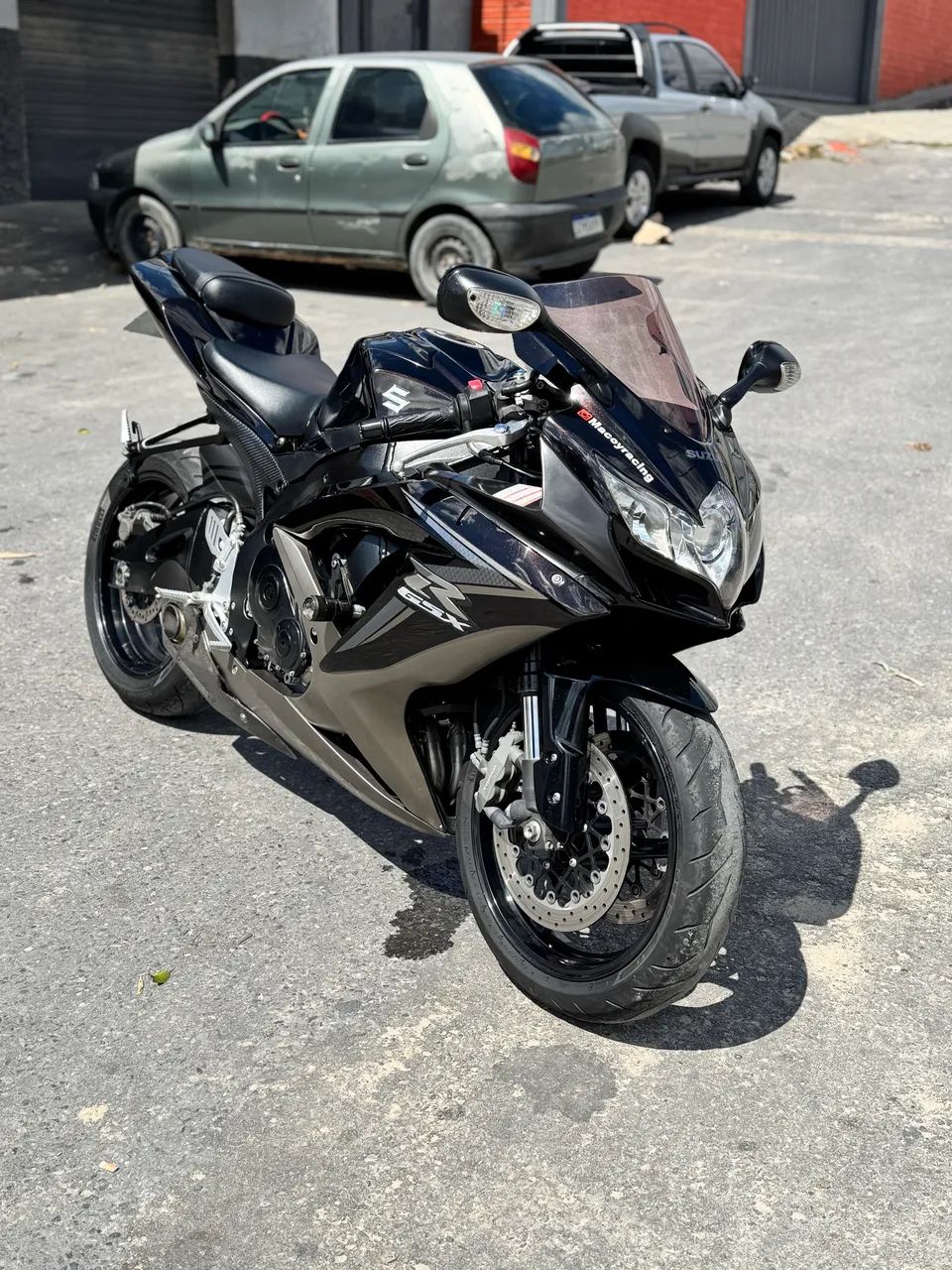Suzuki srad 750
