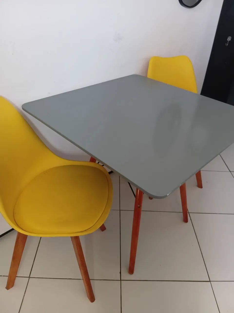 Mesa Eifel com 2 cadeiras - Foto 3