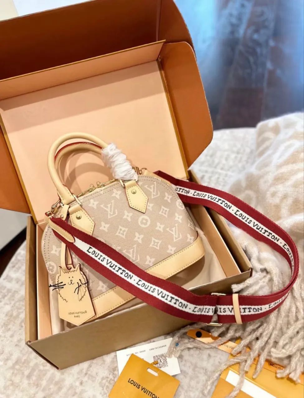 Bolsa alma bb - Louis Vuitton- edição limitada 