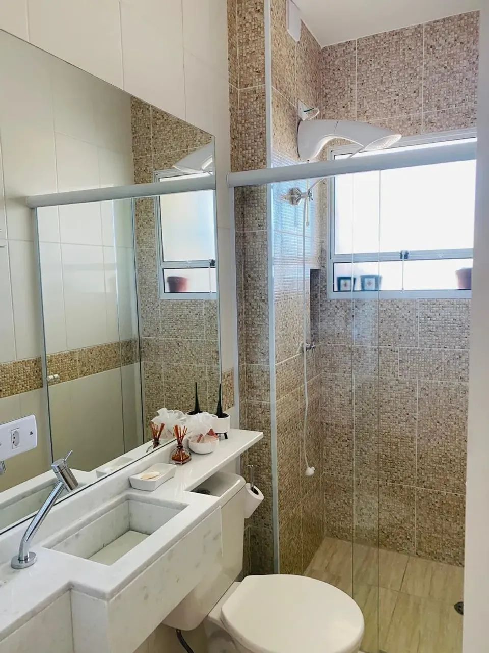 APTO MOBILIADO E COM ÁREA GOURMET PRIVATIVA! - Foto 5