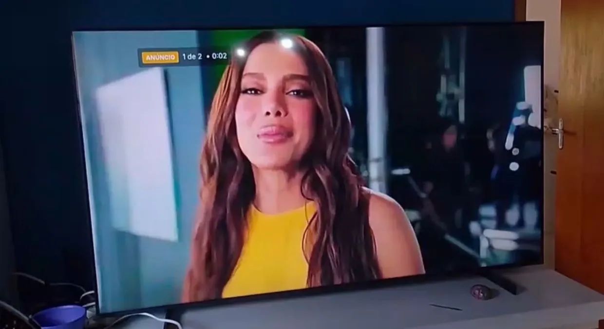 Televisão Samsung 65 polegadas em perfeito estado 