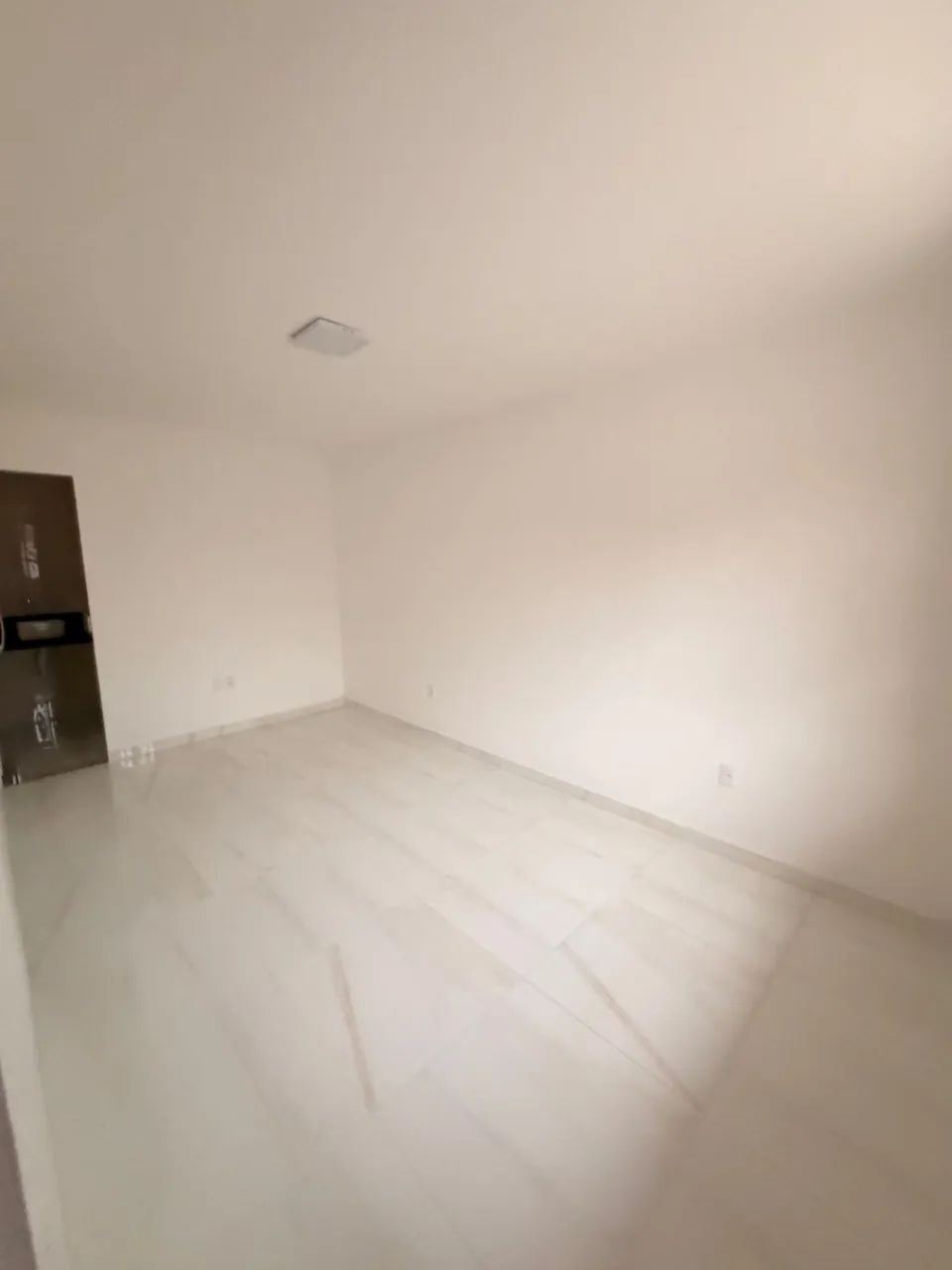 Apto 2 qtos sendo 1 suite no centro de Itaguaí  - Foto 3