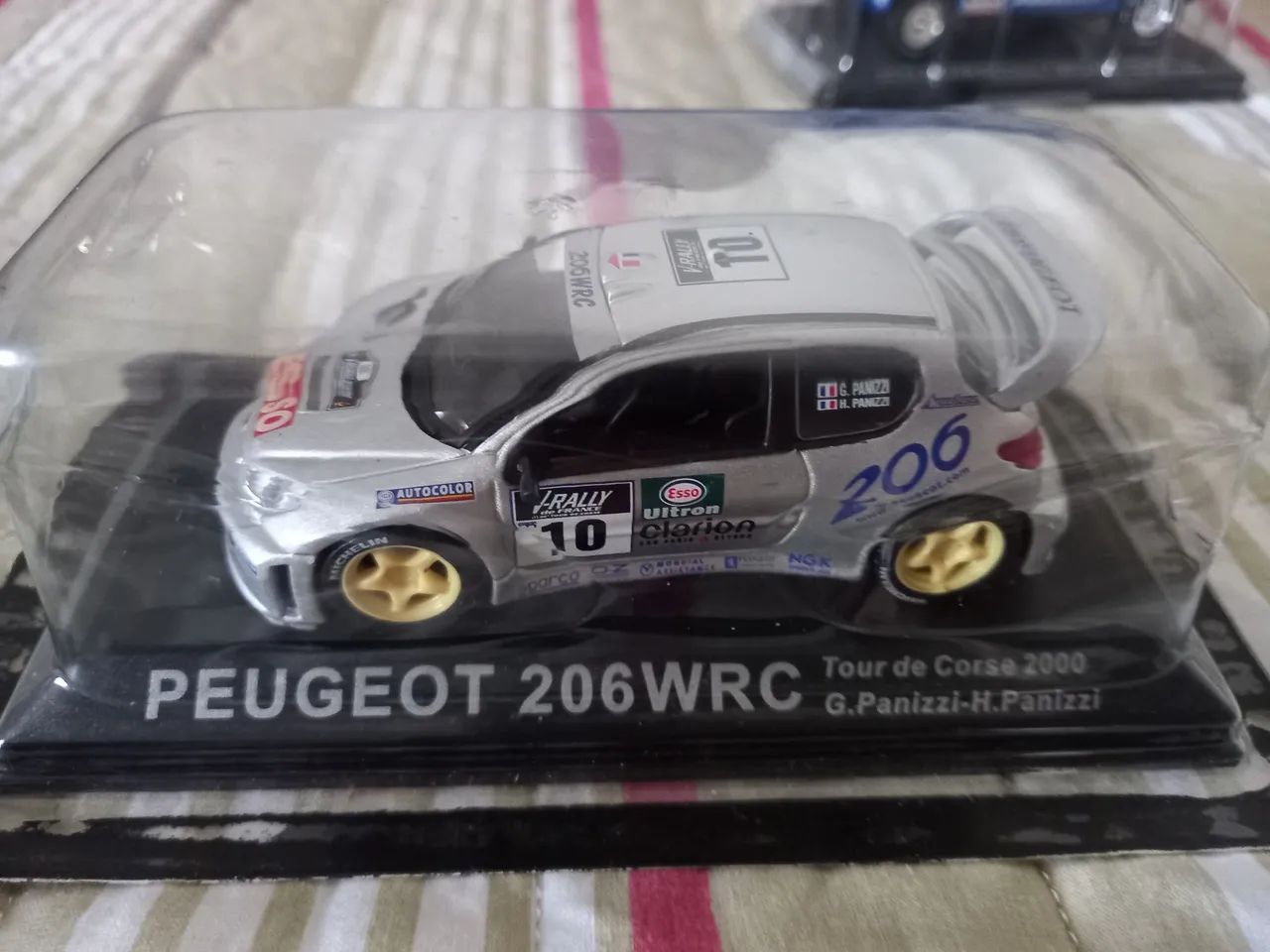 Miniatura Peugeot 206 WRC 2000 escala 1:43 - Foto 2