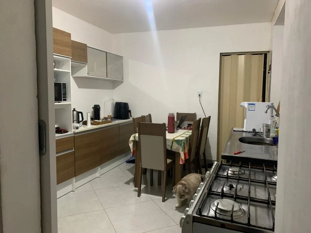 Casa bem arejada rua tranquila - Foto 2