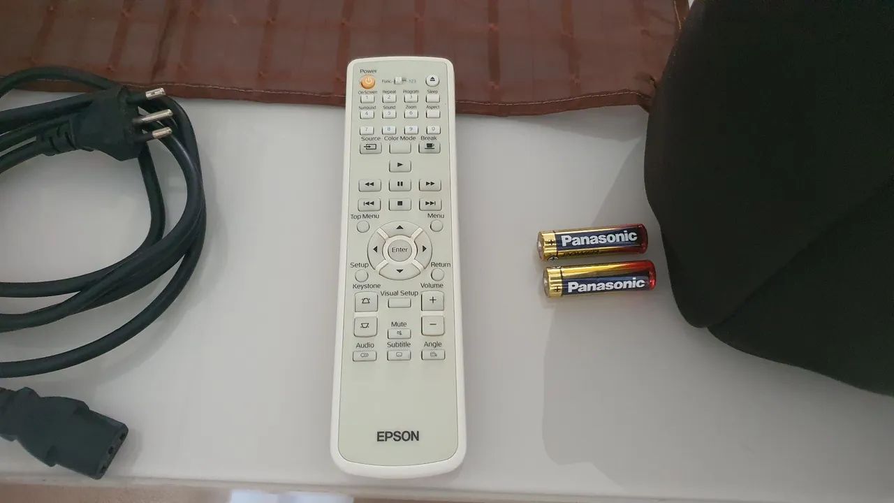 PROJETOR EPSON PRESENTER L COM DVD E SOM POTENTE  - Foto 3