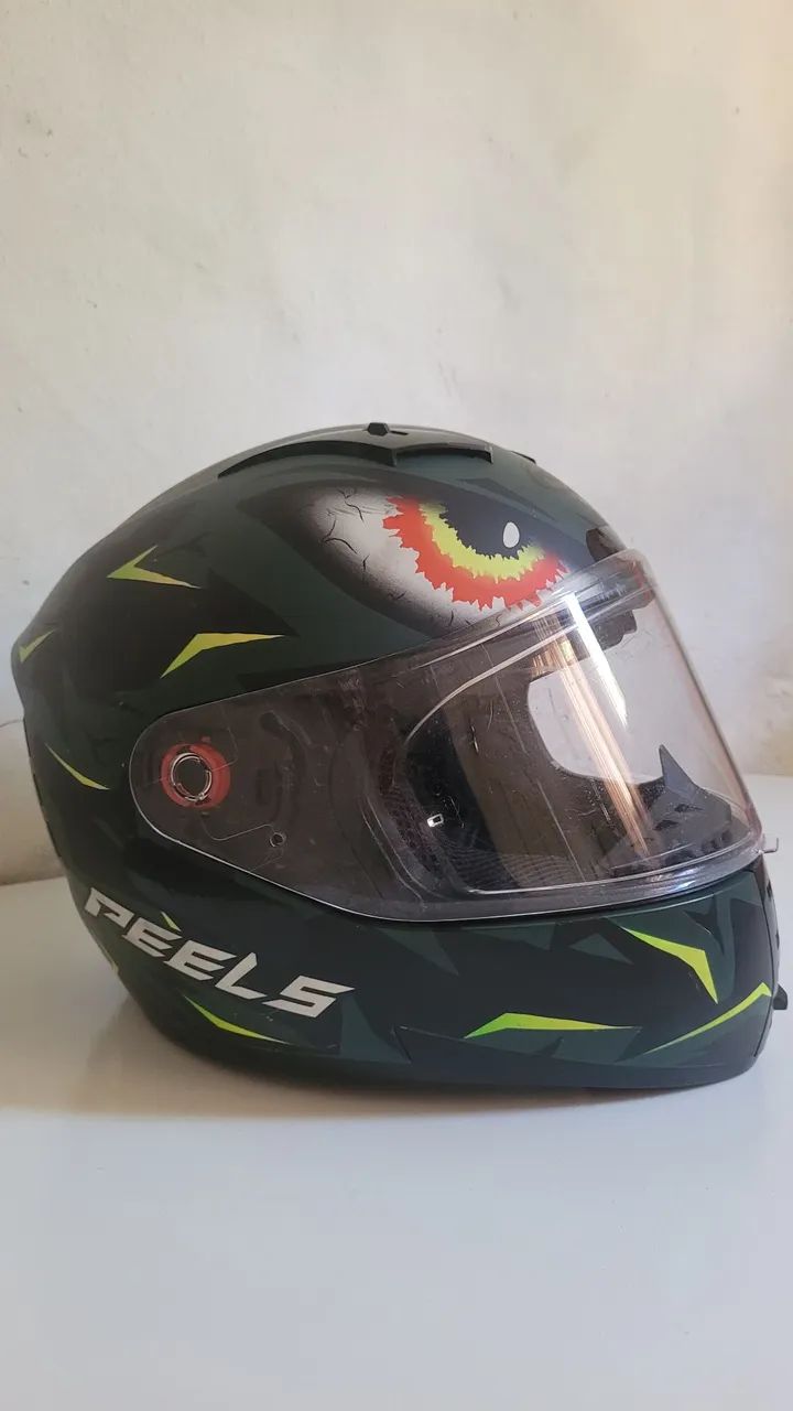 Capacete  (Usado) 