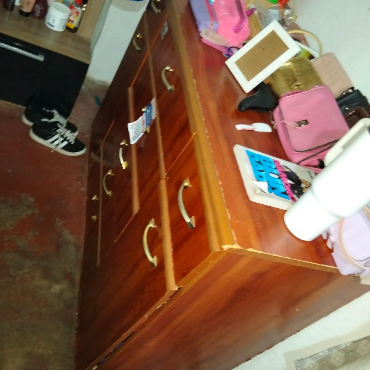 Estou mudando de cidade e estou vendendo uma cama box de casal um espelho e uma cômoda  - Foto 4