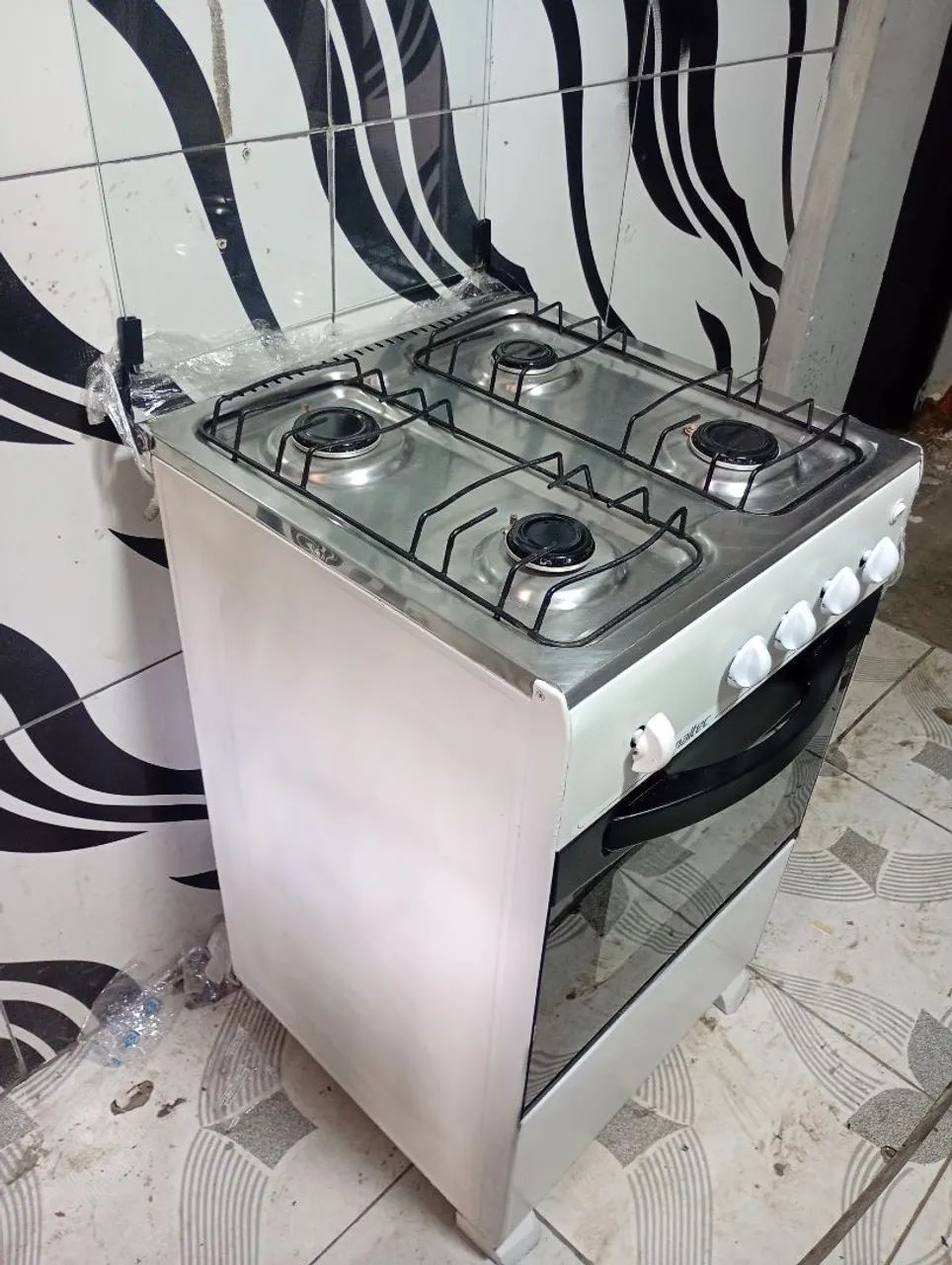 Fogão 4 Bocas funcionando Perfeitamente  - Foto 4