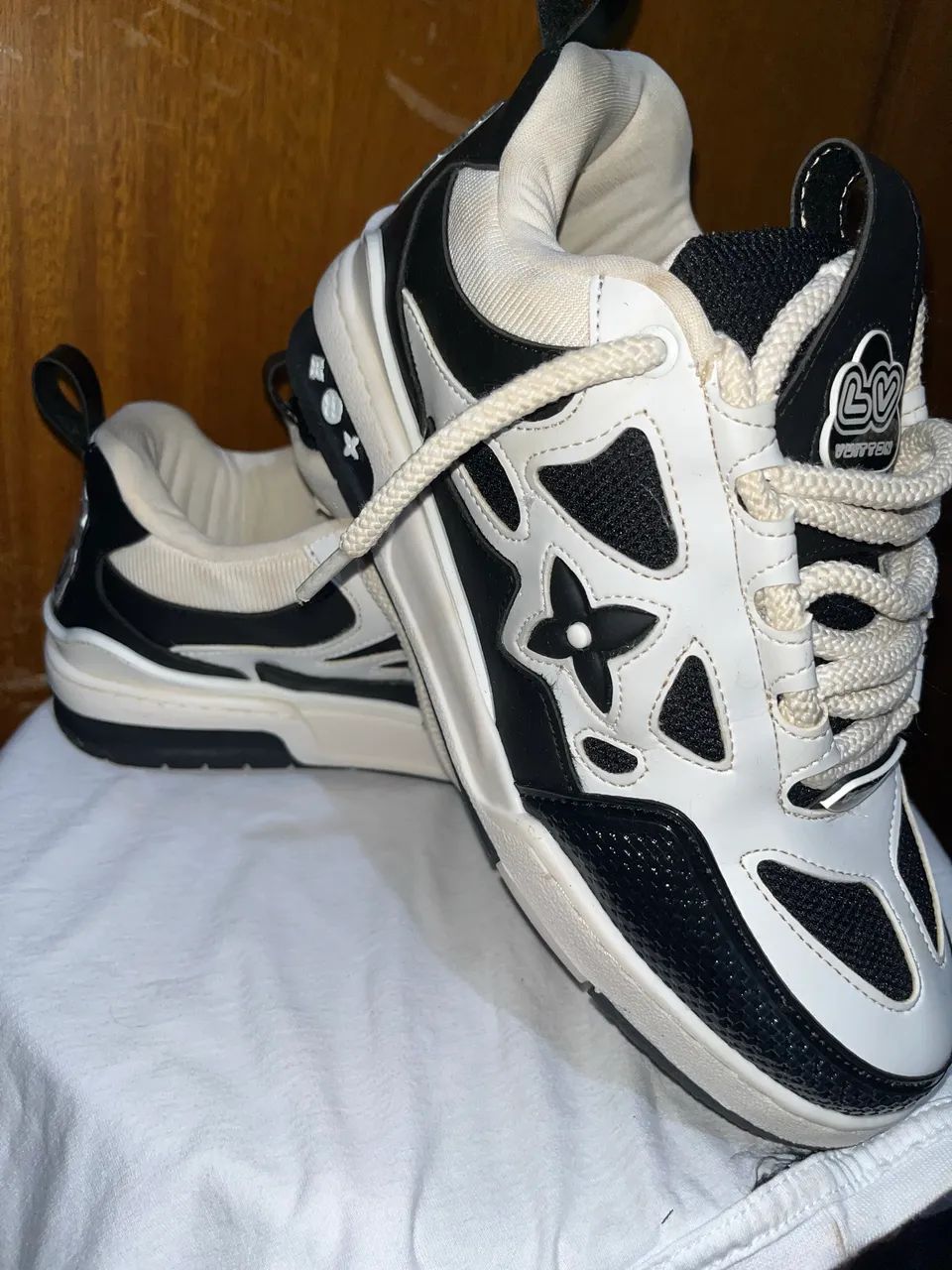 Louis Vuitton Skate Sneaker  N39 original  - Foto 2