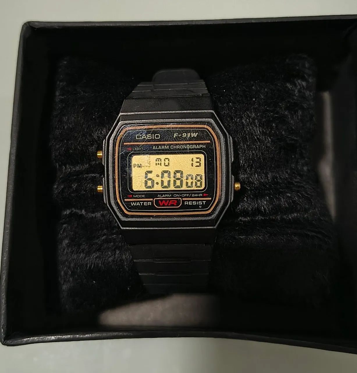 Relógio digital Casio F-91WG-9 original 