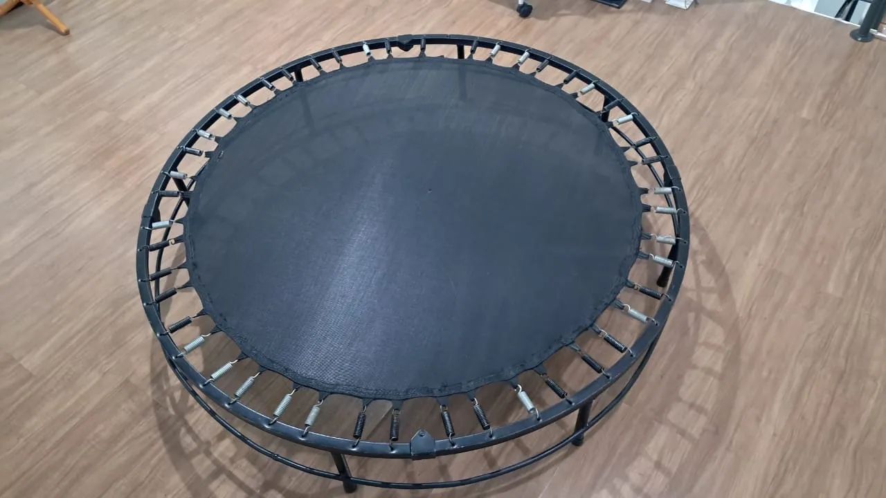 TRAMPOLIM/CAMA ELÁSTICA (1,50m) - Foto 3