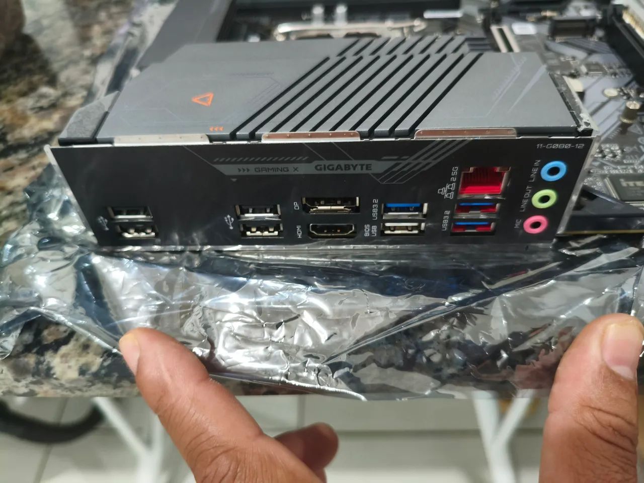 Placa-Mãe Gigabyte B660M Gaming X DDR4 ? LGA 1700 - Foto 3