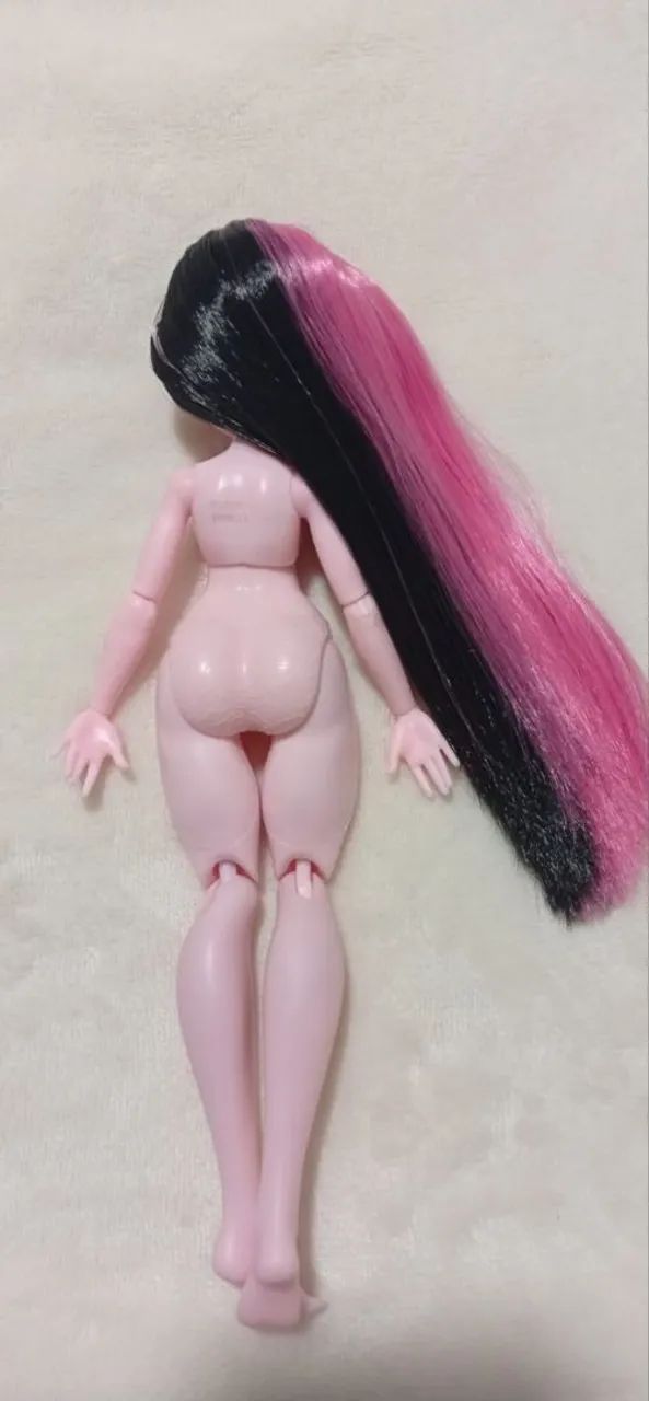 Boneca Draculaura G3 Monster High (sem roupas) - Foto 3