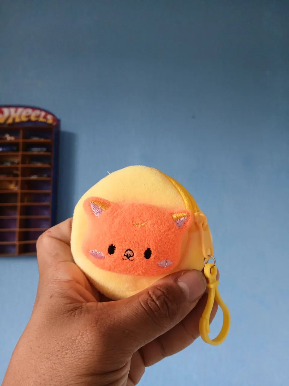 Mini porta moedas de pelúcia 