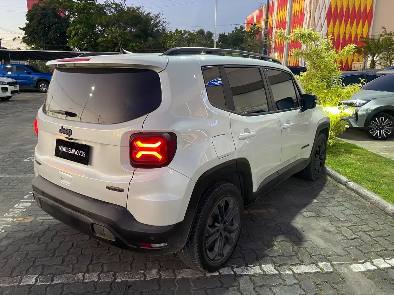 Jeep Renegade Long. T270 1.3 TB 4X2 Flex Aut. 2026 - Foto 5