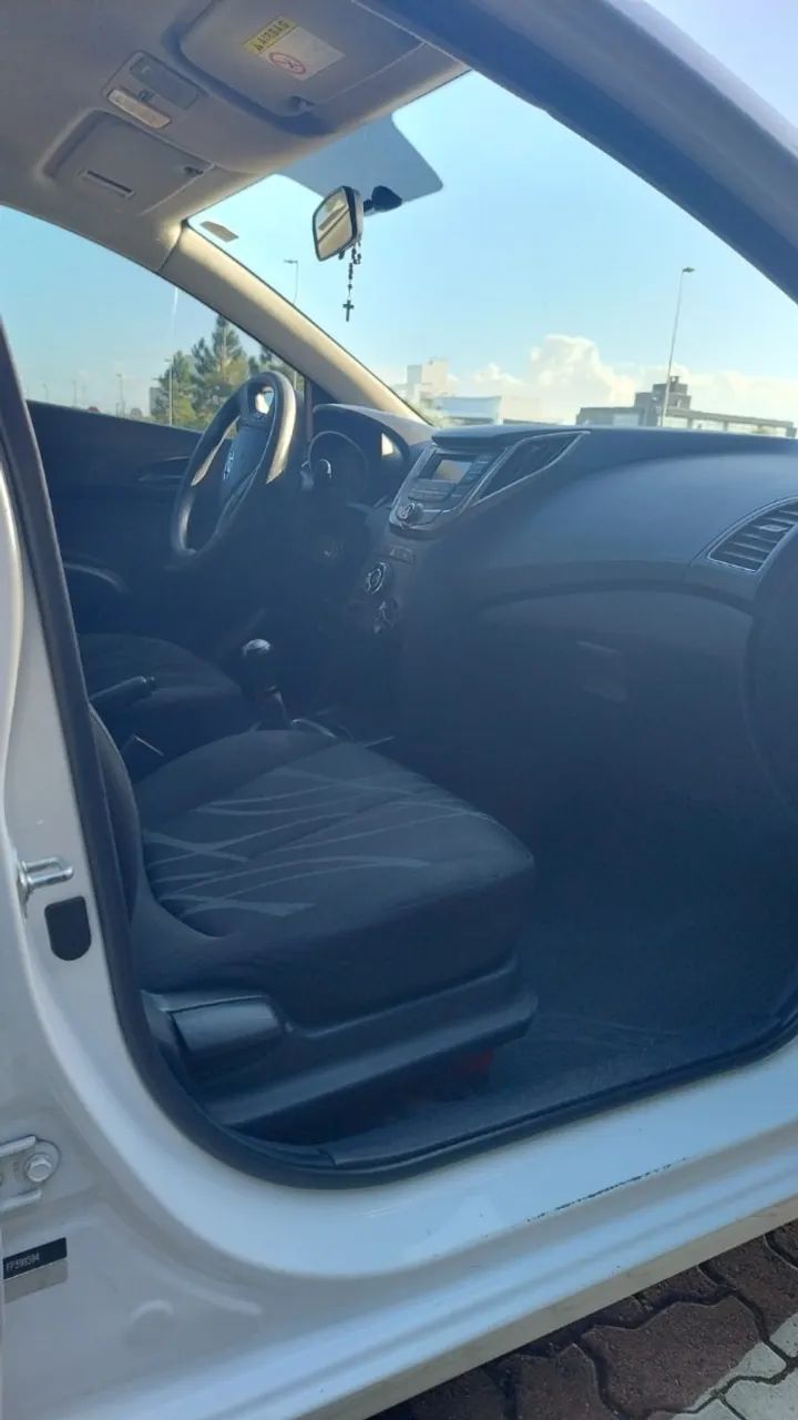 Hyundai HB20 Comf./c.plus/c.style 1.0 Flex 12V 2015 - Foto 2