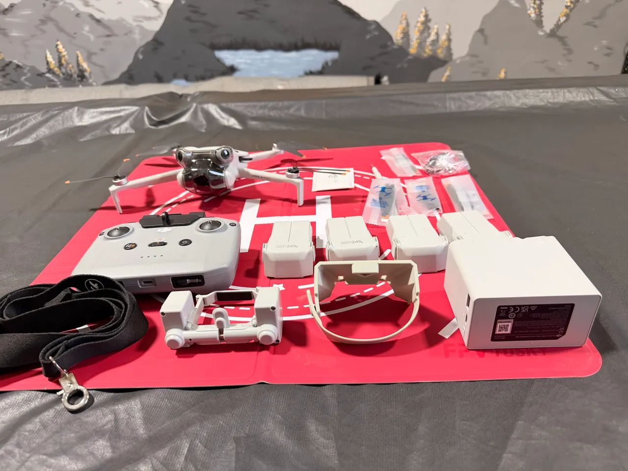 DJI Mini 4 Pro - Fly more COMBO + EXTRAS - Foto 2