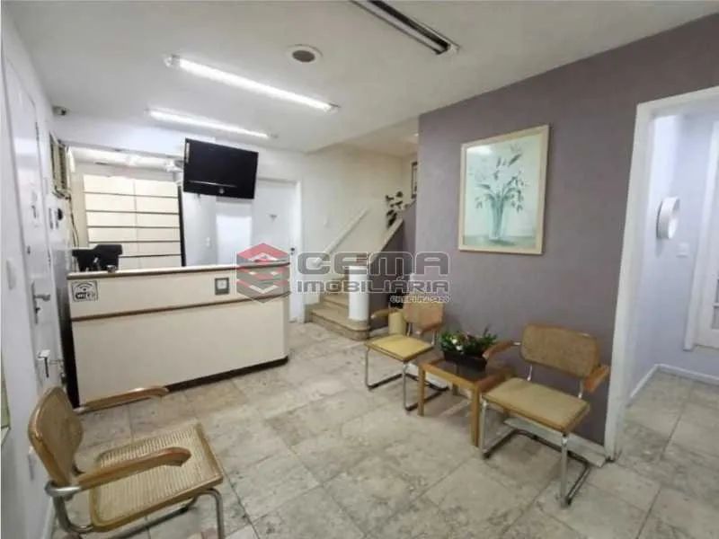 Casa de rua : / Residencial / Urca