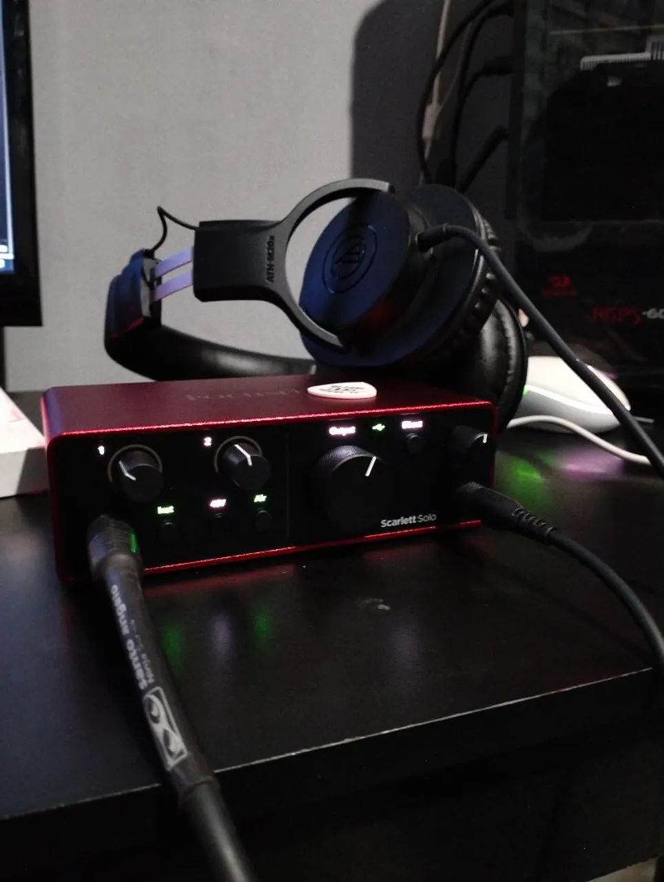 Interface de Audio Focusrite Scarlett Solo 4° geração