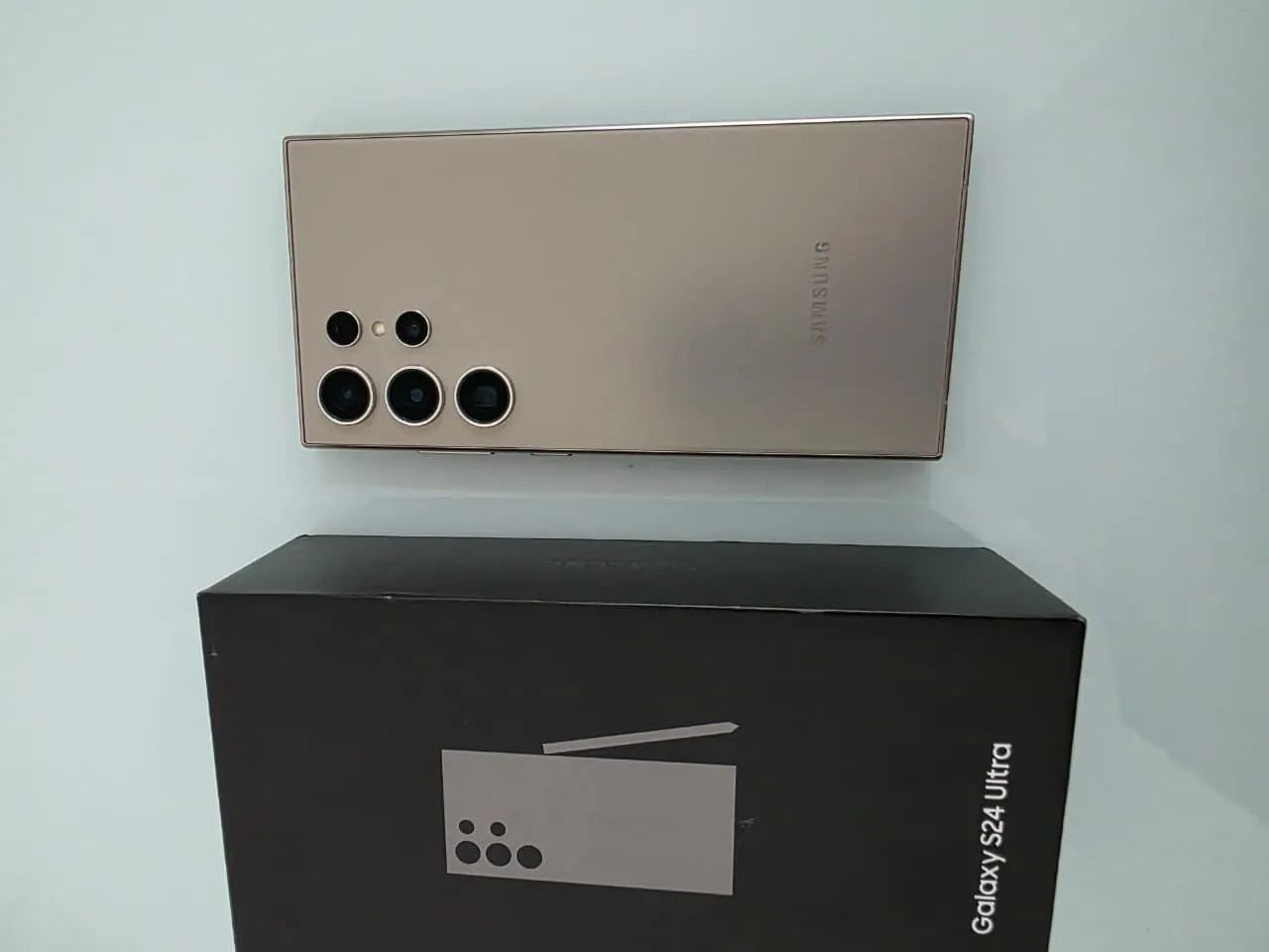S24 Ultra 256g Titânio na garantia 