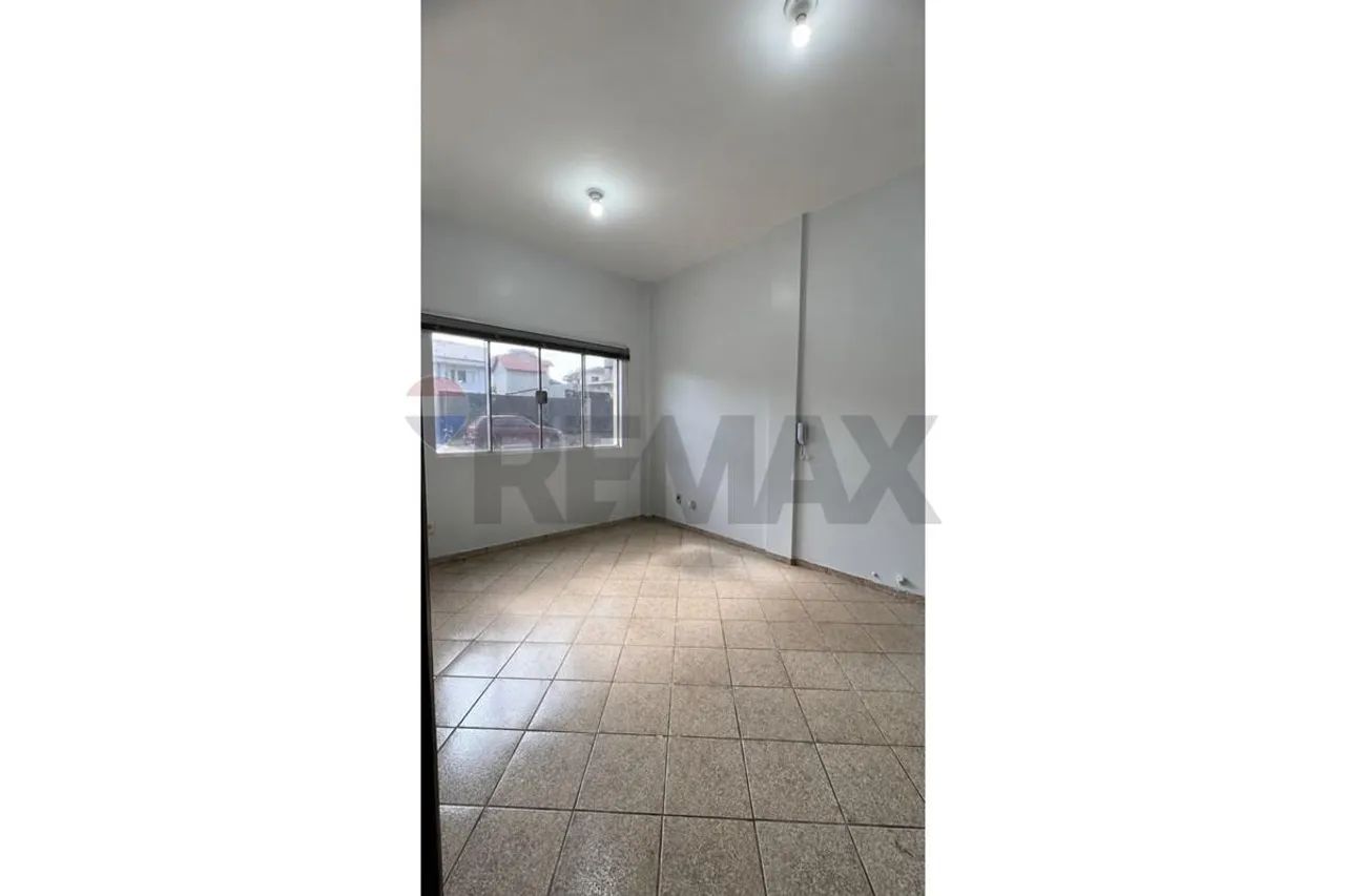 "Sala Comercial no Centro: Locação Imperdível!" - Foto 4