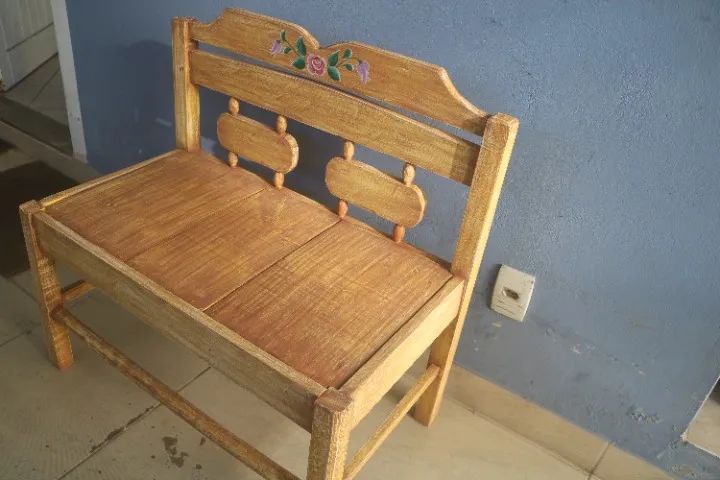 Banco de madeira feita a partir de cabeceira de cama solteiro  - Foto 2