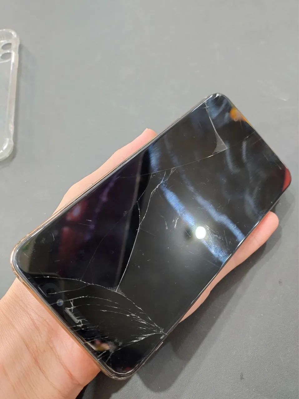 IPHONE 11 PRO MAX  - Foto 5
