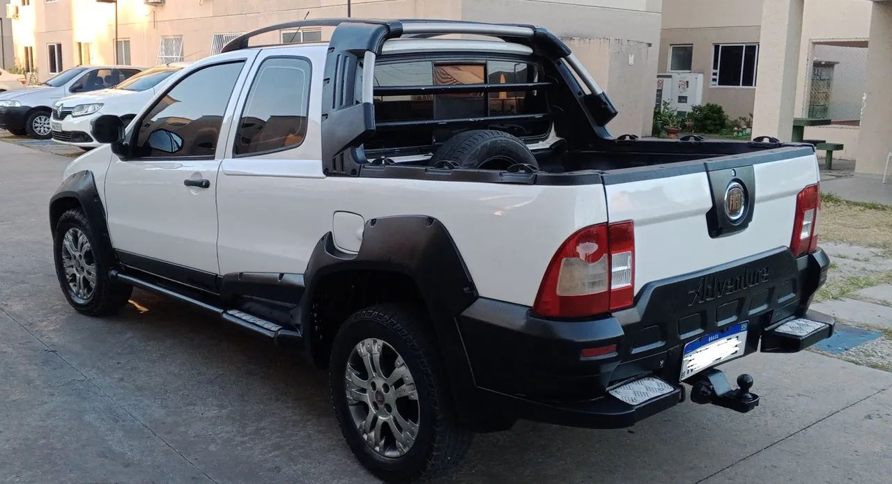 Fiat Strada Adventure1.8/ 1.8 Locker Flex CD 2012 - Foto 4