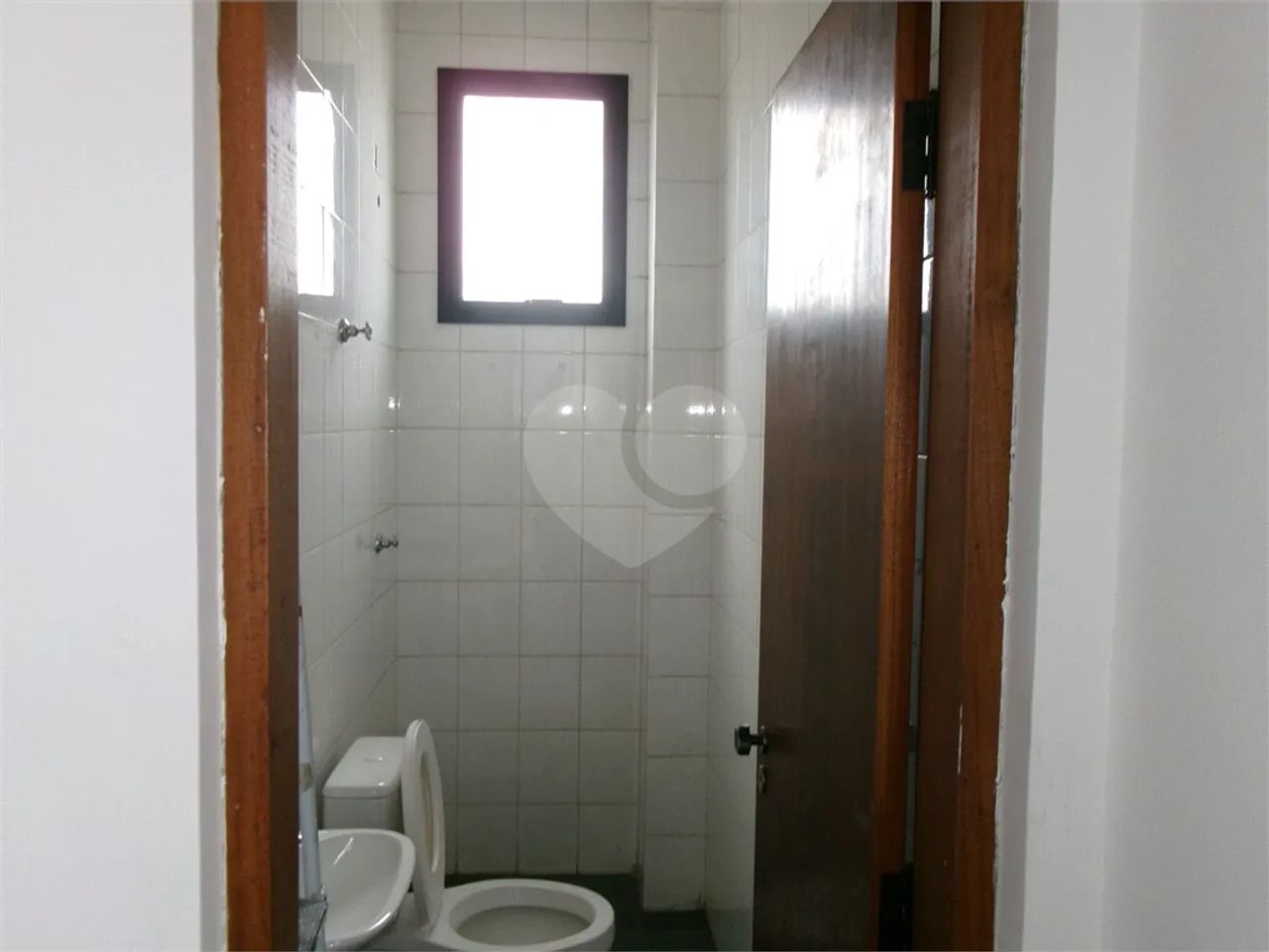Alugo sala ampla na Granja Viana - Foto 2