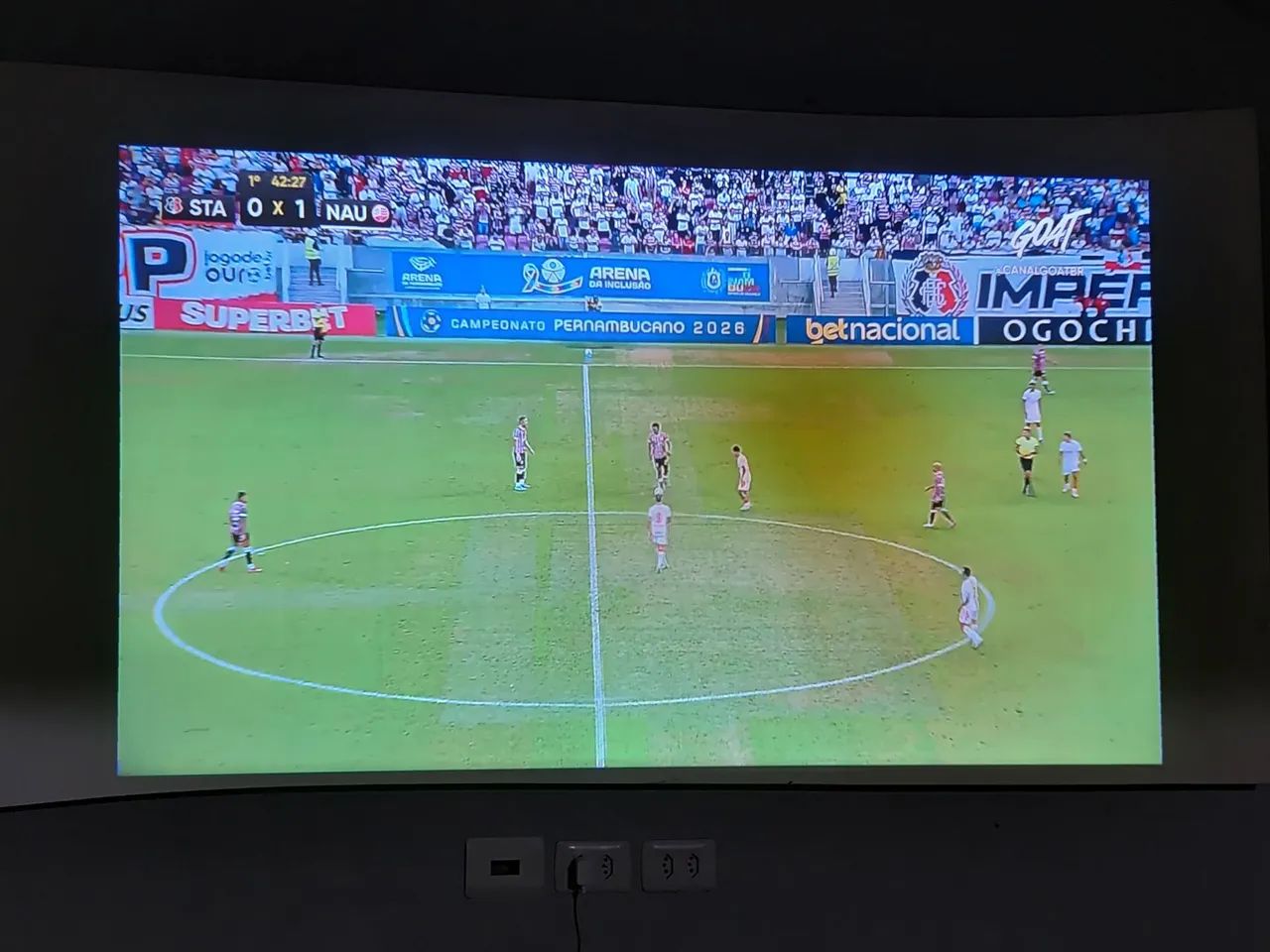 Vendo ou troco Projetor Wanbo X5 1.100 Ansi Luméns, com tela de projeção. - Foto 5