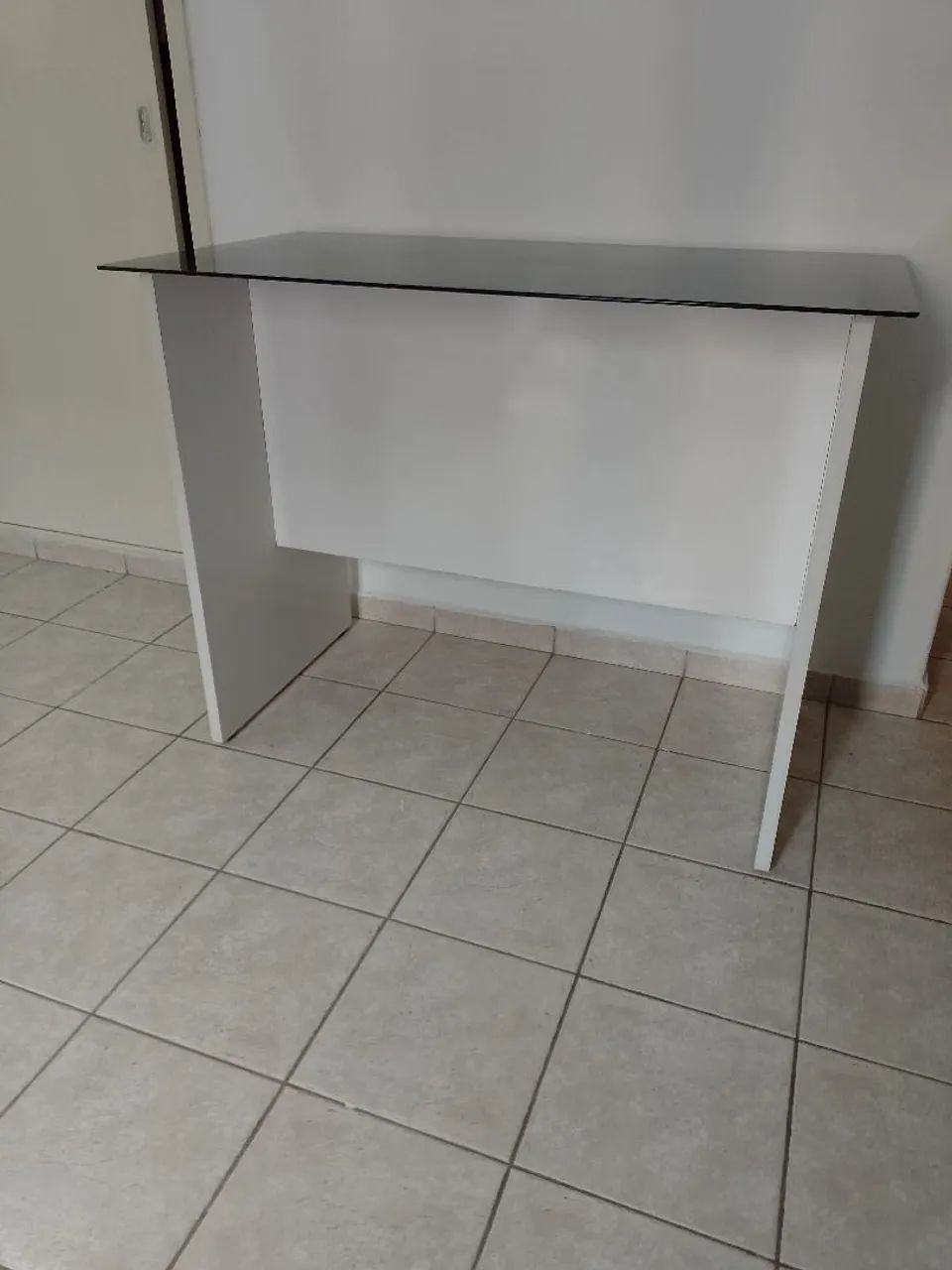 MESA (madeira) + VIDRO FUMÊ 