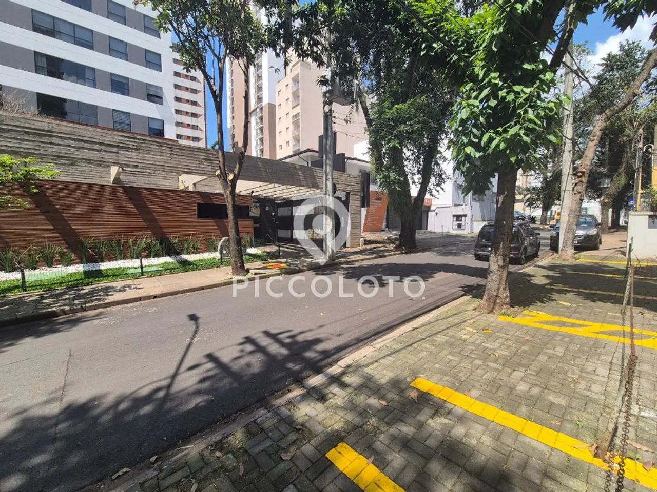 Casa à venda e para alugar em Campinas, Cambuí, com 1 quarto, com 428 m² - Foto 2