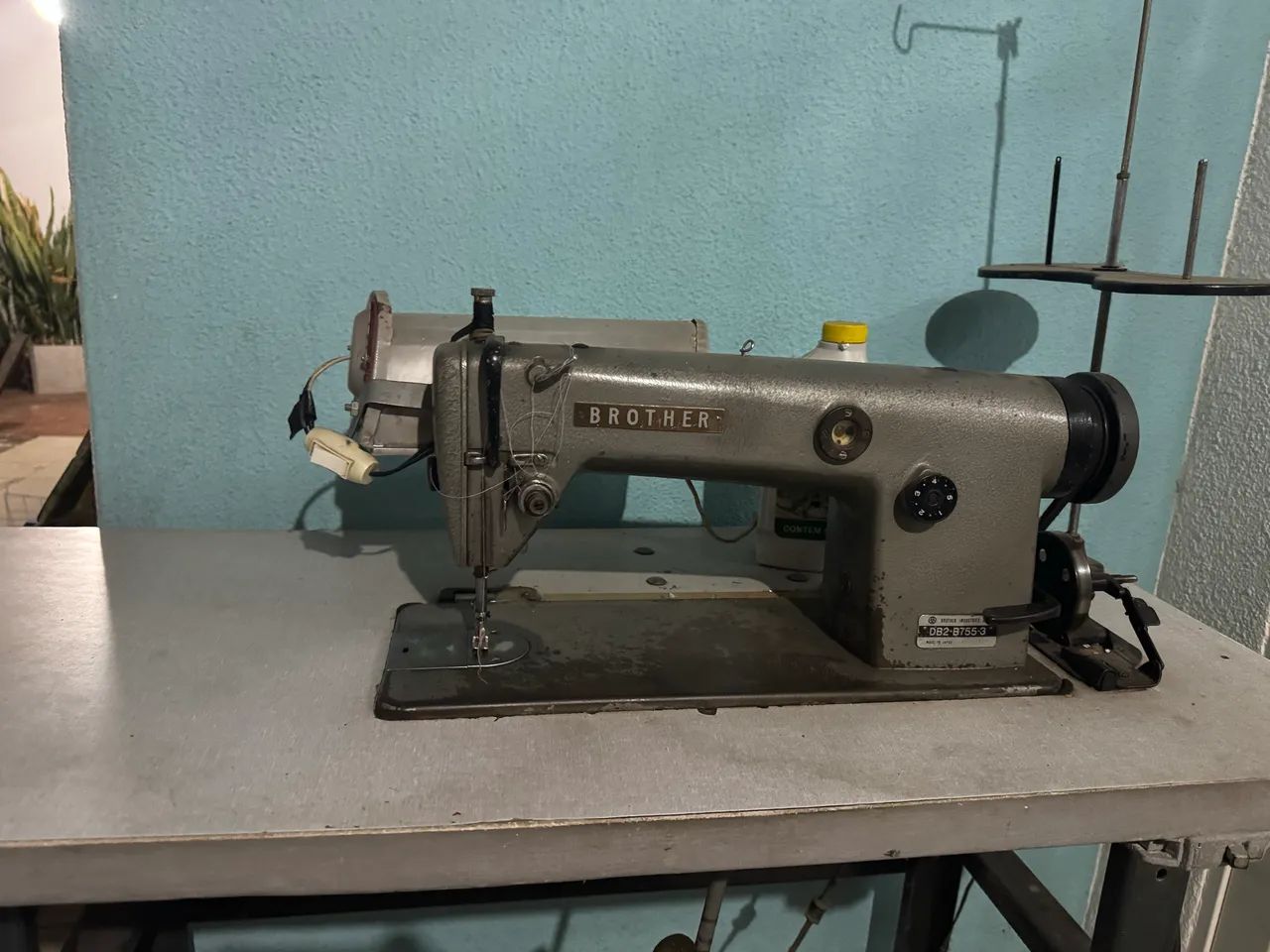 Máquina de costura reta - Foto 2