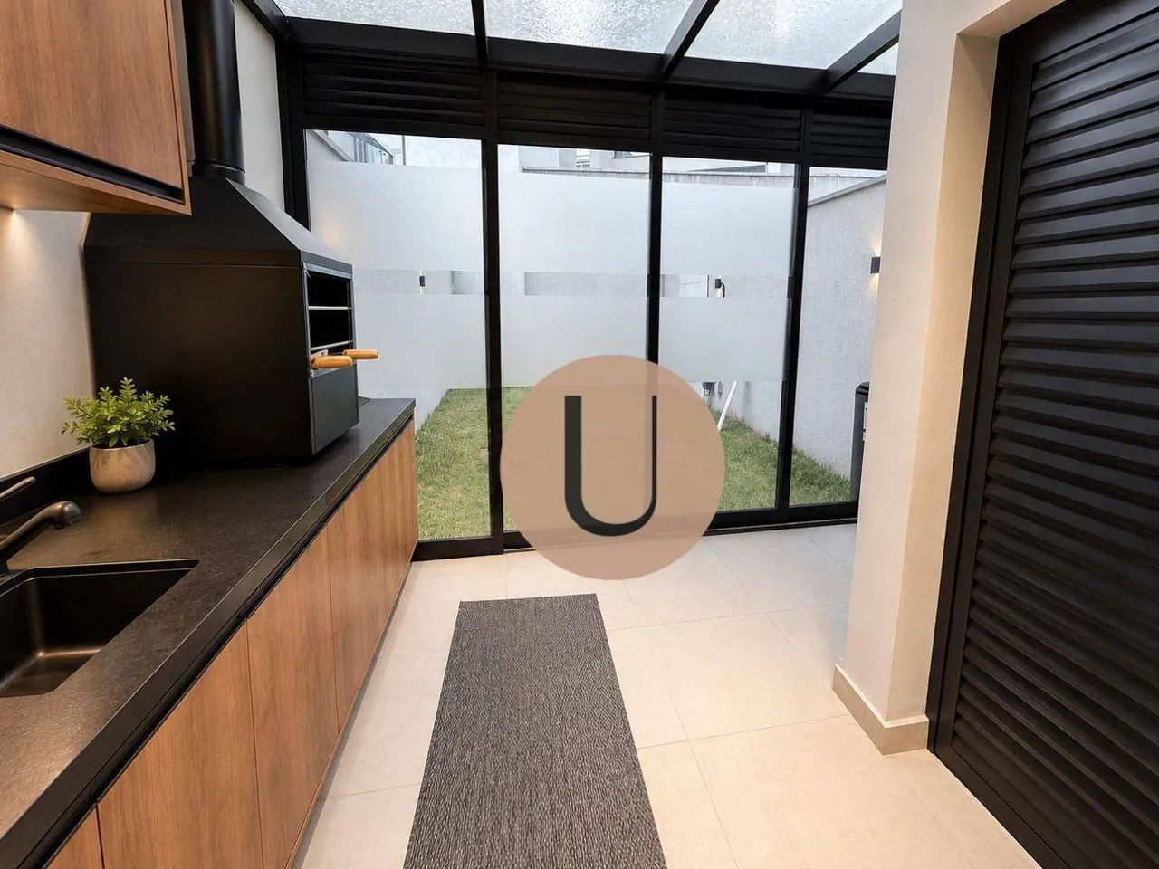 Casa nova no Gran Loft com suíte, quintal e 2 vagas cobertas - Foto 2