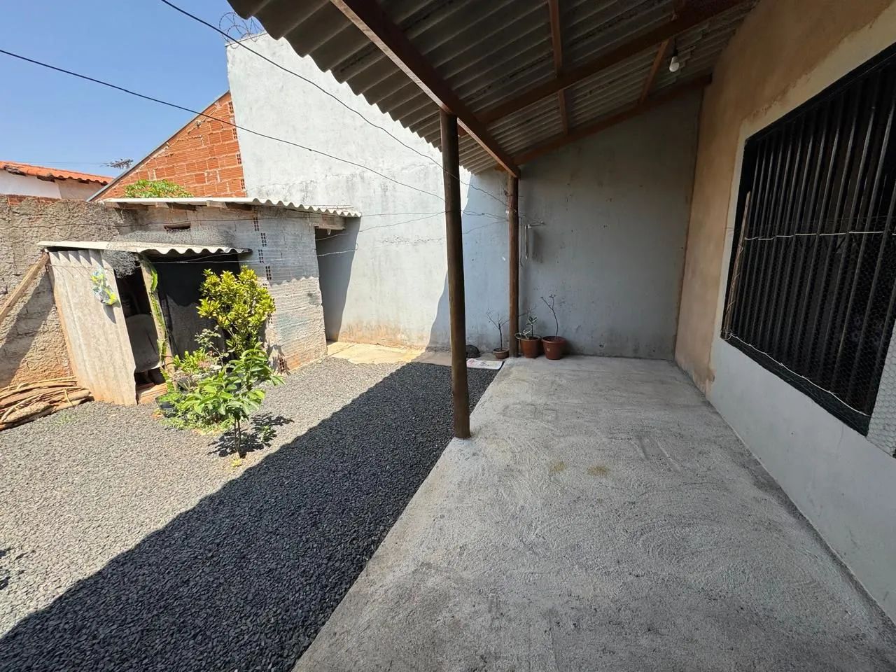 Vendo casa sozinha no lote  - Foto 2