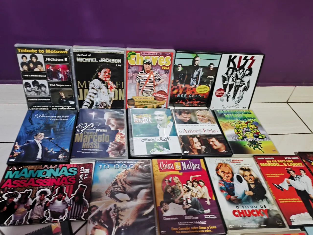 Lote com 42 Dvd de música + filmes  - Foto 3