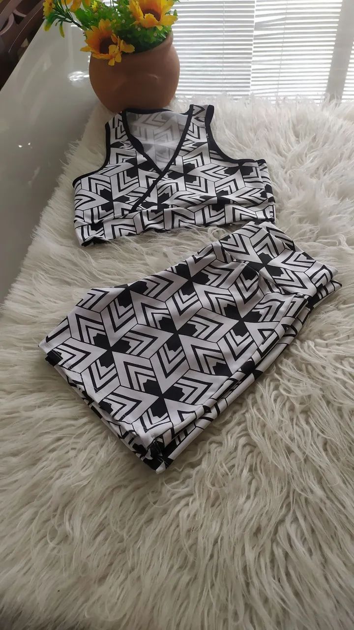 Conjunto fitnes estampado Tam M  - Foto 5