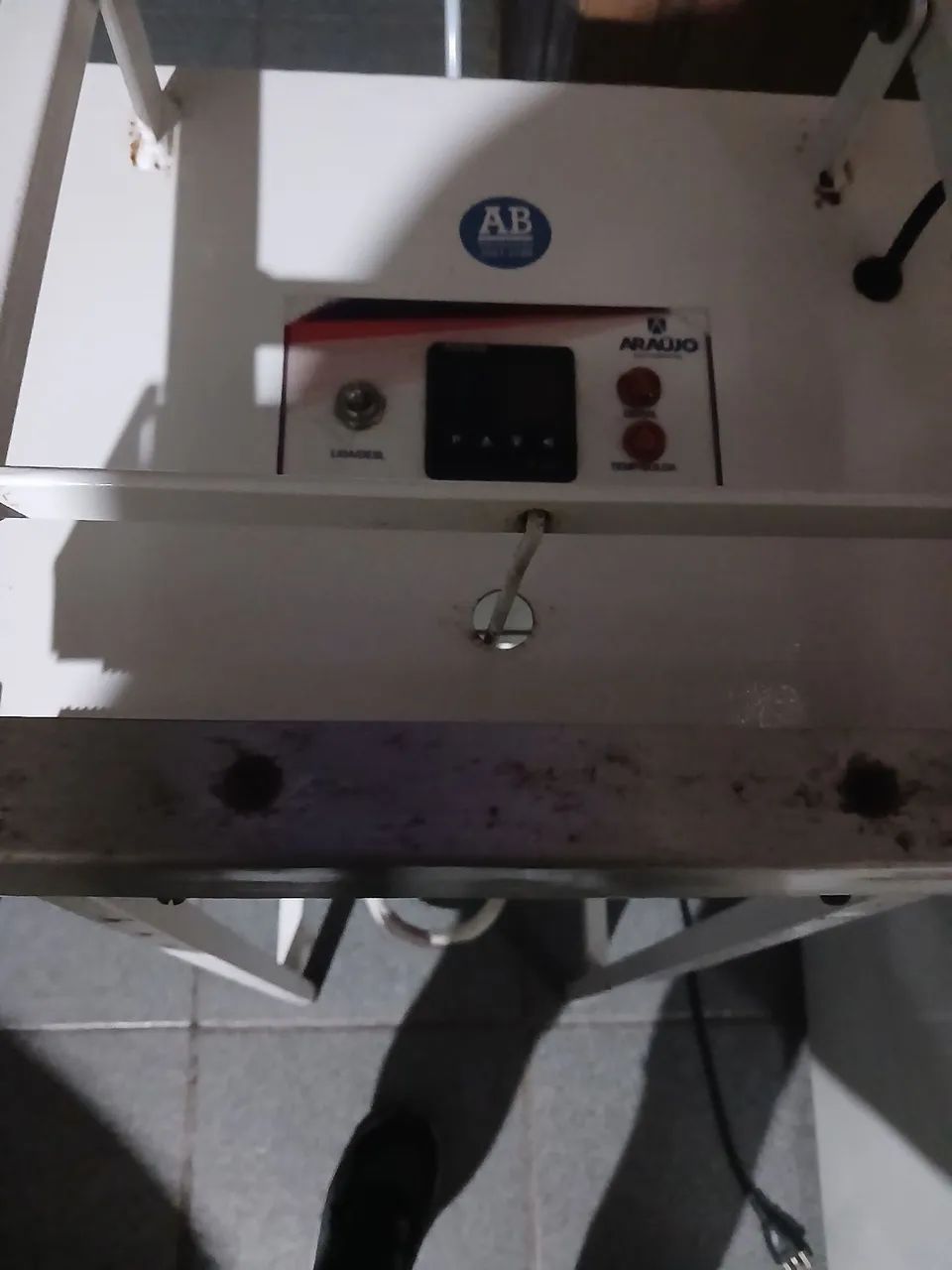 Seladora de pedal com datador lote e validade  - Foto 2