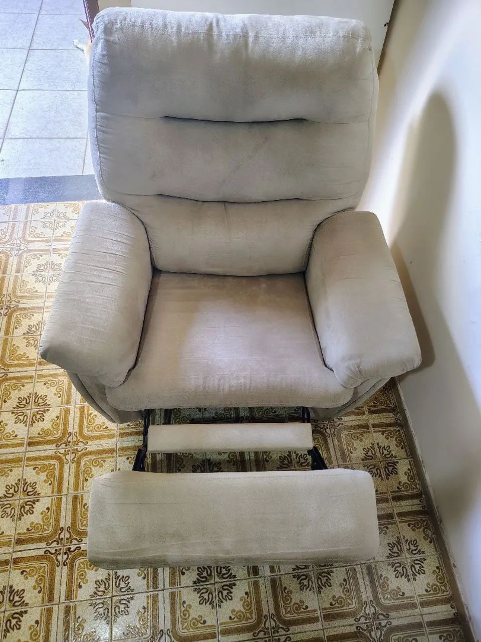 Poltrona reclinável 