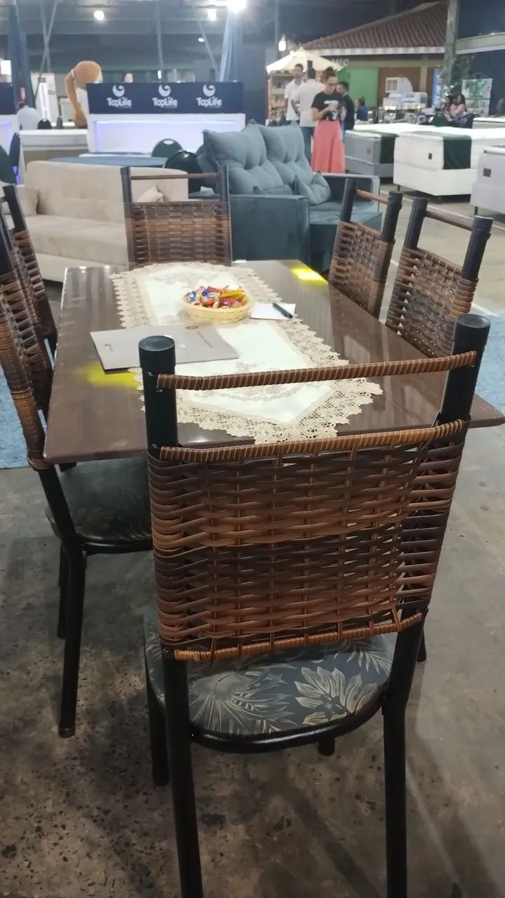 Mesa de jantar NOVA  - Foto 2