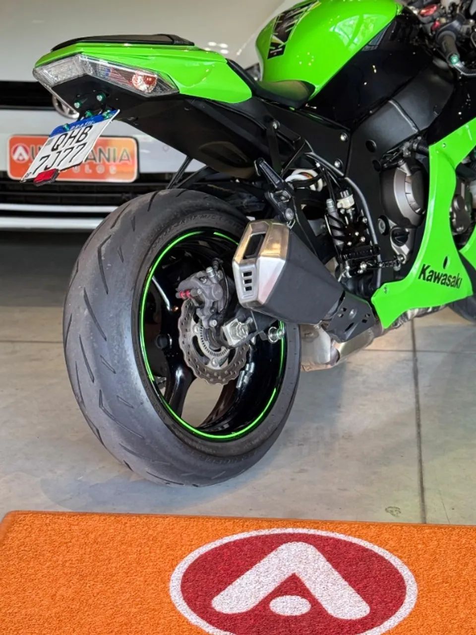 Kawasaki Zx-10/ Zx-10r 1000cc 2012 - 1467526666 | OLX