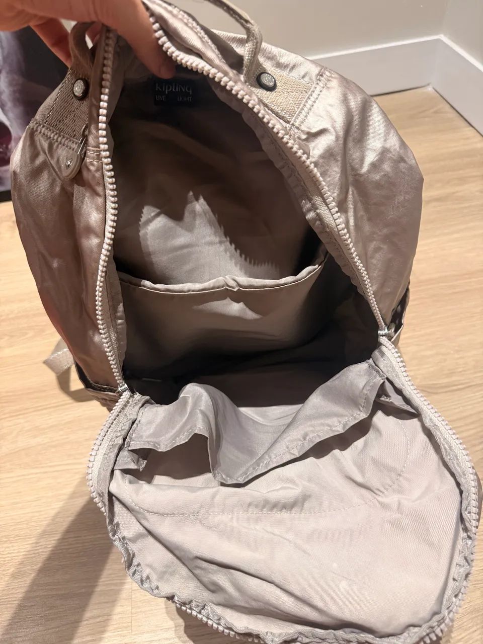 Mochila Kipling Prata 