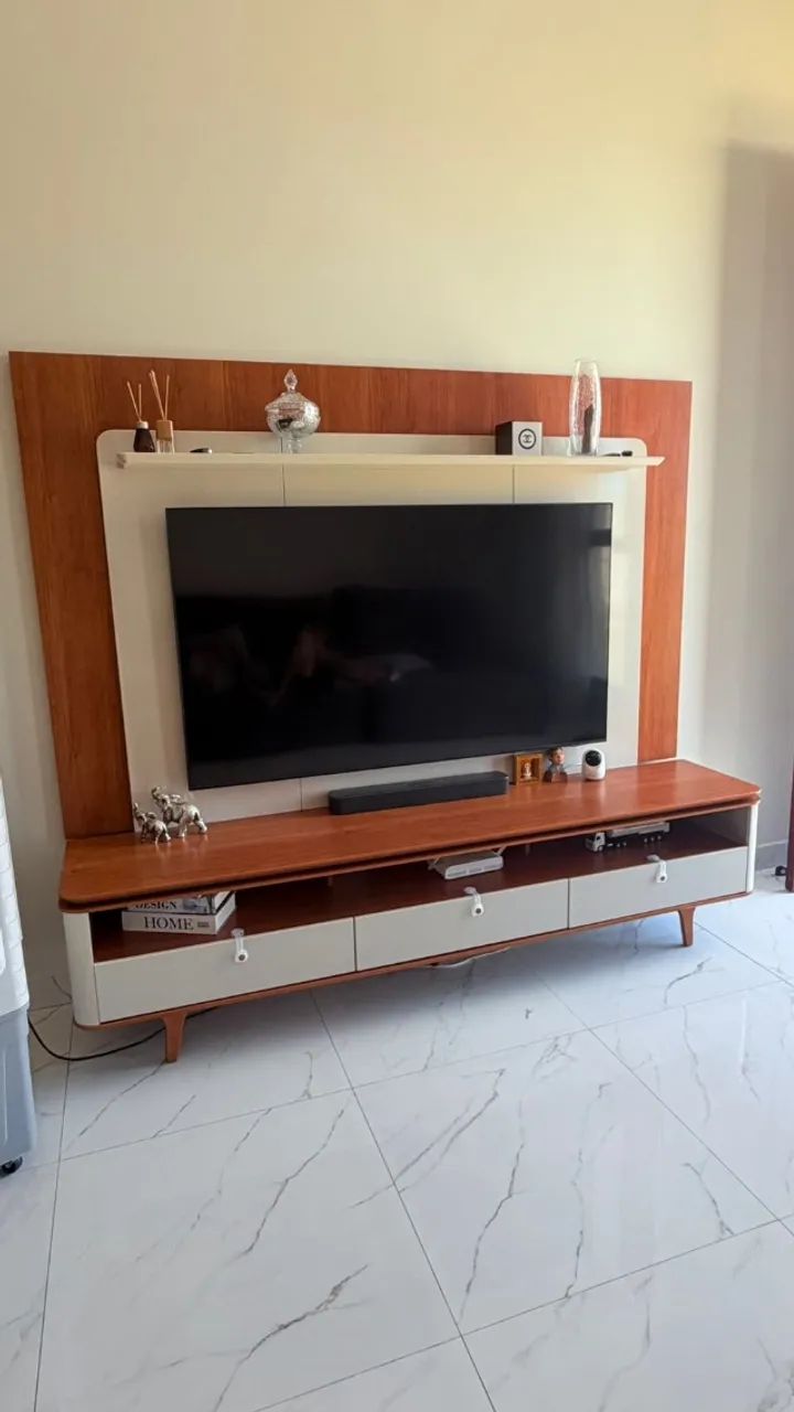Painel chão e Rack de parede