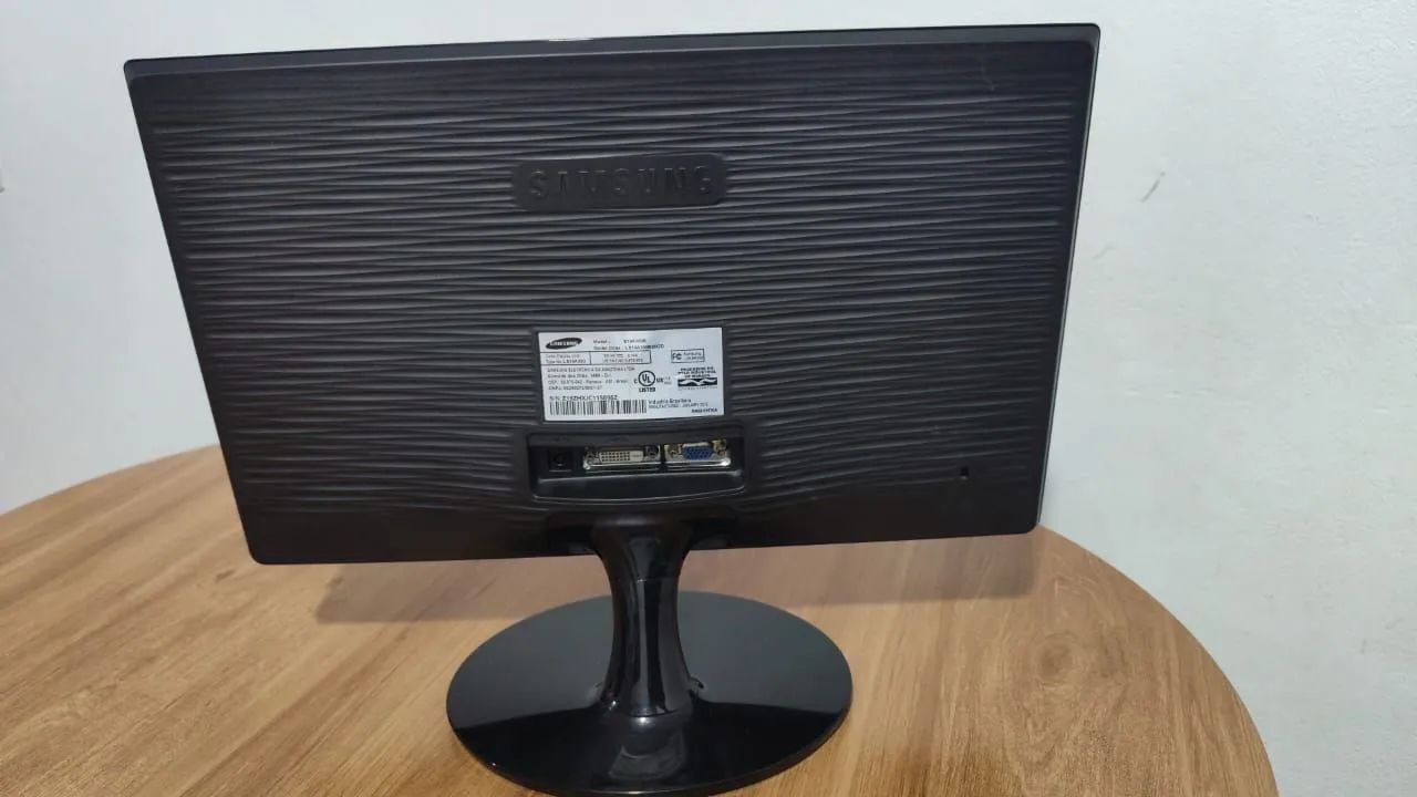 Monitor Samsung 19'' - Foto 2